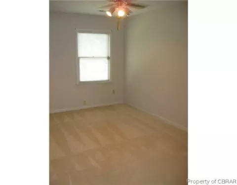 7734 The Points Pl, Hayes, VA 23072 photo 10