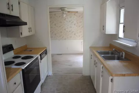6267 Hidden Acres Dr, Gloucester, VA 23061 photo 4