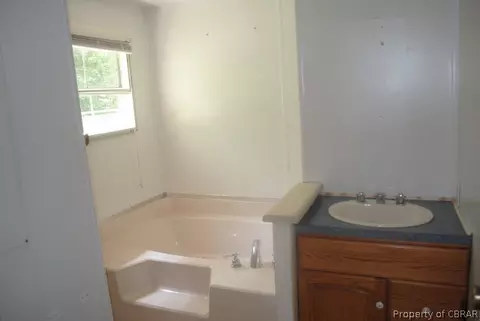 6267 Hidden Acres Dr, Gloucester, VA 23061 photo 7