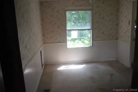 6267 Hidden Acres Dr, Gloucester, VA 23061 photo 3
