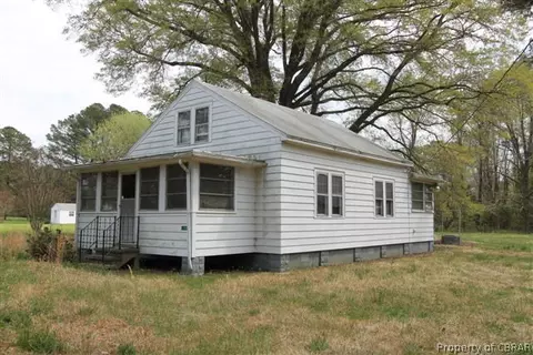 1741 Weems Rd, Weems, VA 22576 photo 4