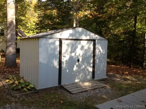8769 Marlfield Rd, Gloucester, VA 23061 photo 14