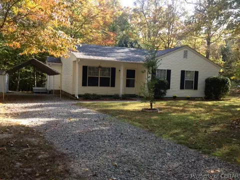 8769 Marlfield Rd, Gloucester, VA 23061 photo 15