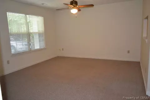 8769 Marlfield Rd, Gloucester, VA 23061 photo 5