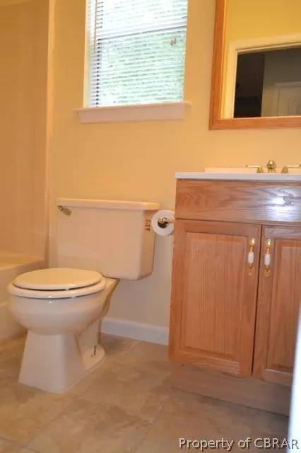 8769 Marlfield Rd, Gloucester, VA 23061 photo 12