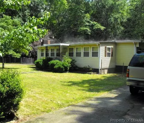 6214 Cypress Trl, Gloucester, VA 23061 photo 4