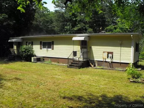 6214 Cypress Trl, Gloucester, VA 23061 photo 2