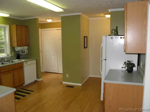 5436 Ark Rd, Gloucester, VA 23061 photo 5