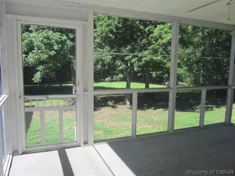 7930 Filly Run Rd, Gloucester, VA 23061 photo 8
