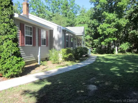 7930 Filly Run Rd, Gloucester, VA 23061 photo 2