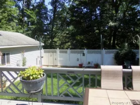 7321 Edgehill St, Gloucester, VA 23061 photo 9