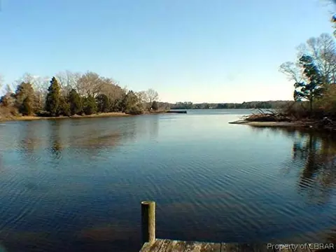 8034 Cloister Dr, Gloucester, VA 23061 photo 11