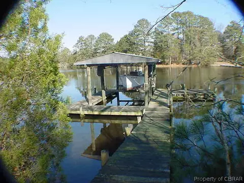 8034 Cloister Dr, Gloucester, VA 23061 photo 8