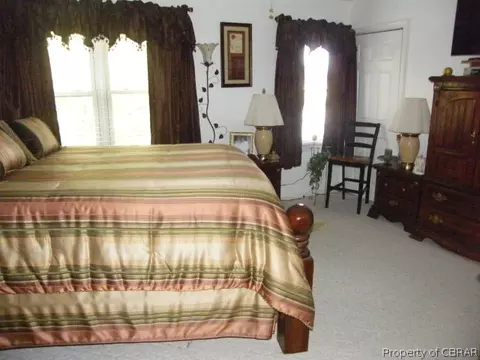 7668 The Points Pl, Gloucester Point, VA 23062 photo 8