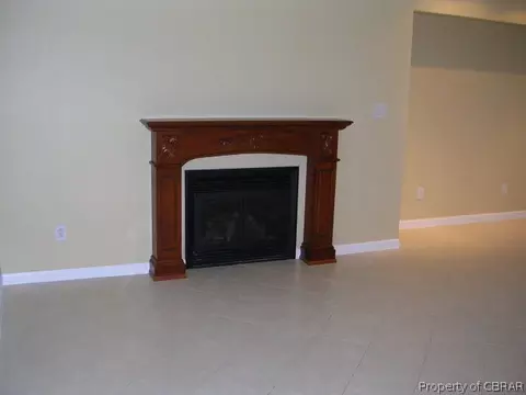 6776 Magnolia Dr, Gloucester, VA 23061 photo 9