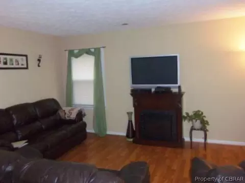 3560 Foxhaven Dr, Gloucester, VA 23061 photo 4