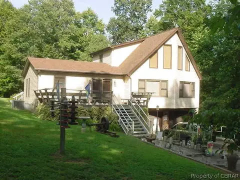 9087 Marlfield Rd, Gloucester, VA 23061 photo 1
