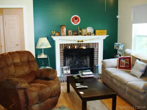 10324 Labrador Xing, Gloucester, VA 23061 photo 5
