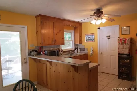 10558 Freewelcome Ln, Dutton, VA 23050 photo 5