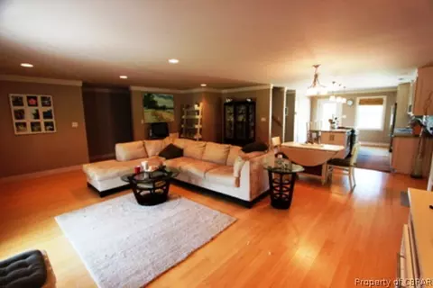 6907 Fields Landing Rd, Hayes, VA 23072 photo 8