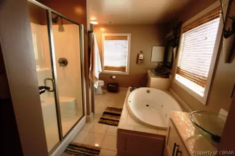 6907 Fields Landing Rd, Hayes, VA 23072 photo 13