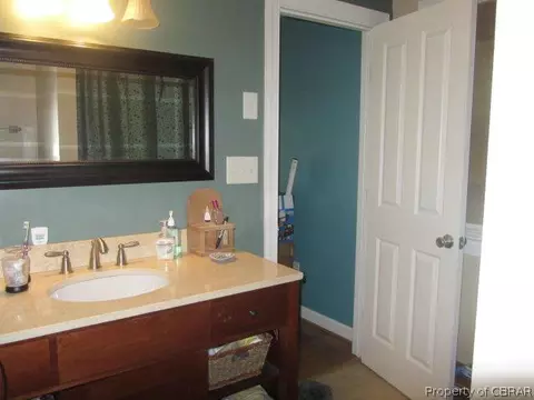 6864 Olivis Rd, Gloucester, VA 23061 photo 12