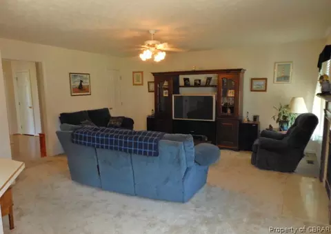 6541 Poplar Pond, Gloucester, VA 23061 photo 2