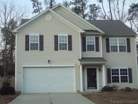7341 Jeanne Dr, Gloucester, VA 23061 photo 1