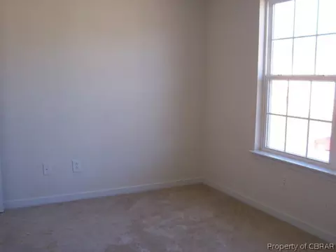 7341 Jeanne Dr, Gloucester, VA 23061 photo 9