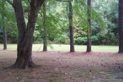 439 General Puller Hwy, Saluda, VA 23149 photo 8