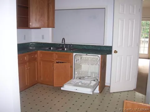 8655 Indian Rd, Gloucester, VA 23061 photo 6