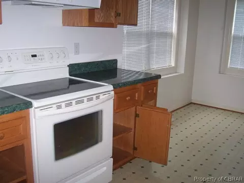 8655 Indian Rd, Gloucester, VA 23061 photo 5