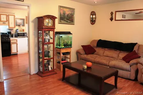 5464 Gum Fork Rd, Gloucester, VA 23061 photo 3