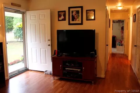 5464 Gum Fork Rd, Gloucester, VA 23061 photo 10
