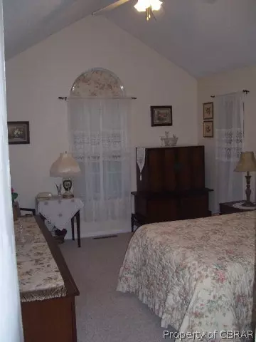 1421 Shortleaf Ln, Chesapeake, VA 23320 photo 9