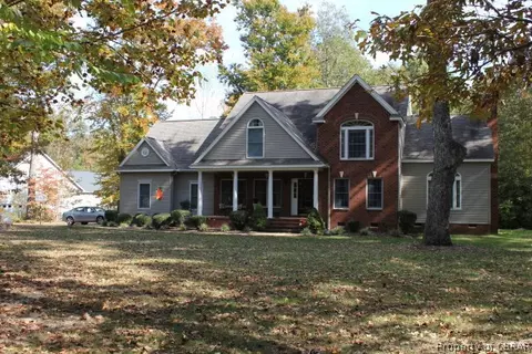 4144 Hall Oaks Dr, Gloucester, VA 23061 photo 1