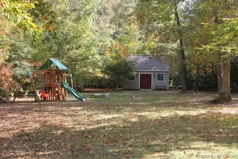 4144 Hall Oaks Dr, Gloucester, VA 23061 photo 3