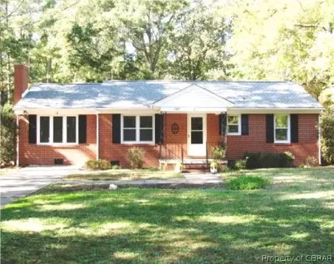5327 Ware Neck Rd, Gloucester, VA 23061 photo 1