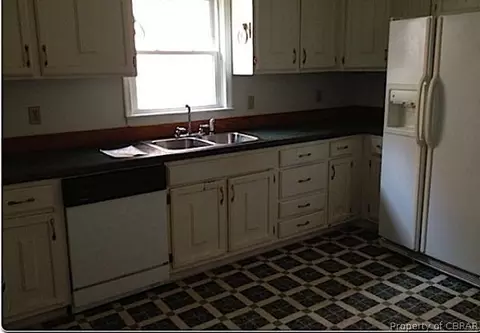 18 Pratt St, Hampton, VA 23669 photo 6