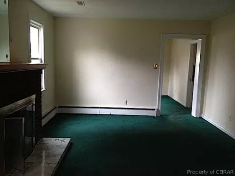 18 Pratt St, Hampton, VA 23669 photo 3