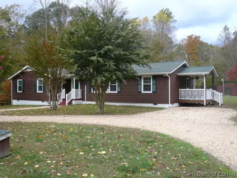 3185 Pond Ln, Gloucester, VA 23061 photo 1