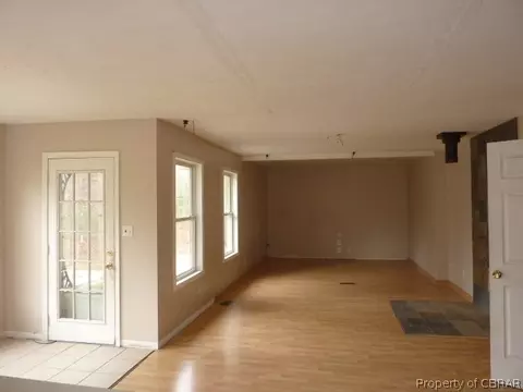 10158 Deer Trace Ln, Gloucester, VA 23061 photo 5