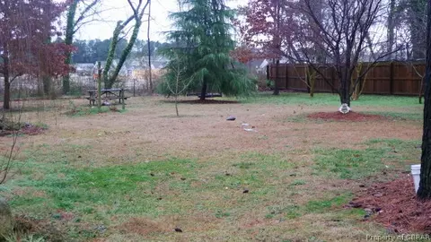 7042 E View Rd, Hayes, VA 23072 photo 12