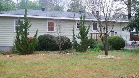 7042 E View Rd, Hayes, VA 23072 photo 9