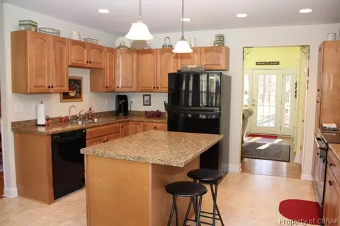 2825 Island Rd, Gloucester, VA 23061 photo 6