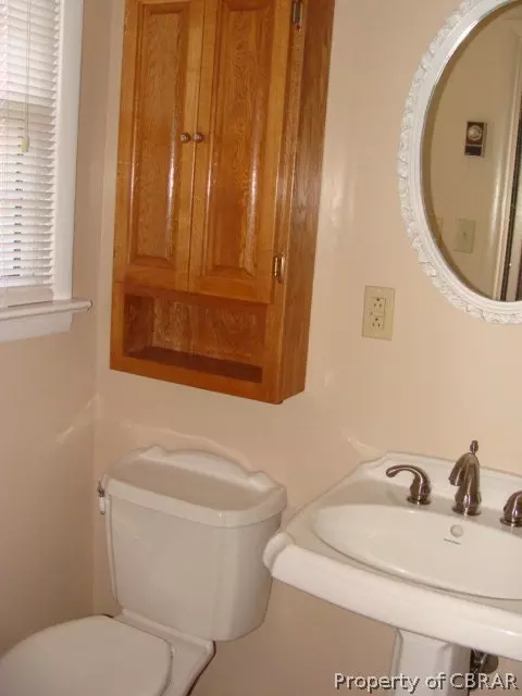 7620 Roaring Springs Rd, Gloucester, VA 23061 photo 6