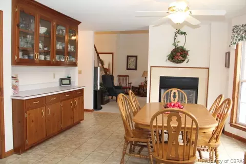 1487 Yorkview Dr, Gloucester Point, VA 23062 photo 8