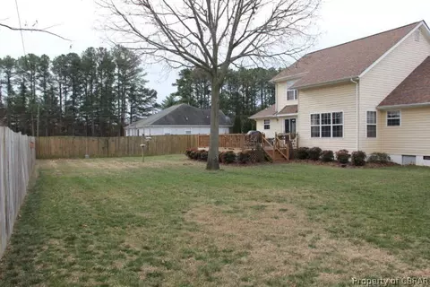 1487 Yorkview Dr, Gloucester Point, VA 23062 photo 21