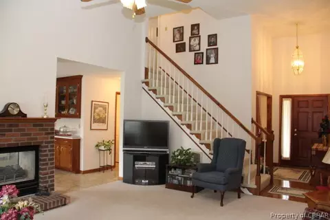 1487 Yorkview Dr, Gloucester Point, VA 23062 photo 14