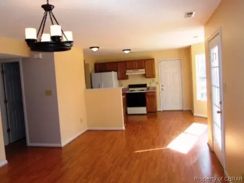 7164 Brendan Ct, Gloucester, VA 23061 photo 6